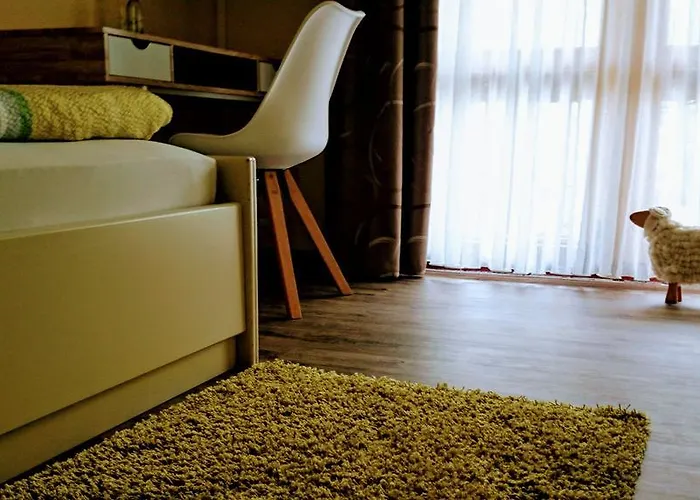 Schneiderlein ホテル Limabach - Oberfrohna