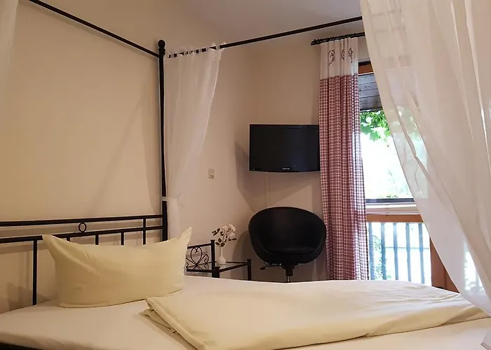 ホテル Schneiderlein Limabach - Oberfrohna